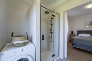 Postel nebo postele na pokoji v ubytování Villa Tina in Pinezići (Haus für 10 Personen)