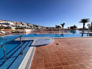 Πισίνα στο ή κοντά στο OBSIDIAN Brisas de Adeje