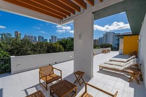 Ban công/sân hiên tại Olive Apartments