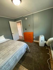 Ένα ή περισσότερα κρεβάτια σε δωμάτιο στο 23 B ST APARTMENTS +29 φωτογραφίες
