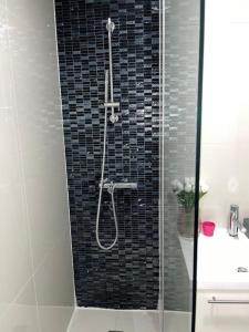 Vannas istaba naktsmītnē Momento +16 fotogrāfijas