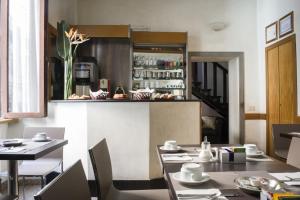 Gallery image of Hotel Cervia in Rome
