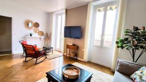 Telewizja i/lub zestaw kina domowego w obiekcie KOSY Spa, Les Princes