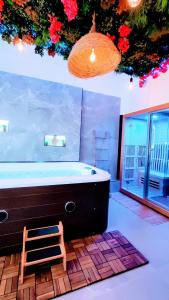 Łazienka w obiekcie KOSY Spa, Les Princes
