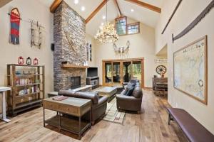Imagen de la galería de Suncadia 4 Bdrm Home with Private Hot Tub, en Cle Elum