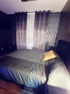 Łóżko lub łóżka w pokoju w obiekcie NUESTRA SEÑORA DEL PINAR