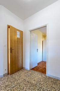 Fotografia z galérie ubytovania Apartments with a parking space Vinisce, Trogir - 1165 v destinácii Vinišće