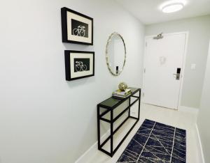 Fotografie z fotogalerie ubytování Coconut Grove 21st Floor Private Studio-Parking & WIFI included v Miami