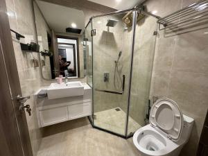 Koupelna v ubytování Hoang Huy Commerce for rent HaiPhong + 5 fotografií