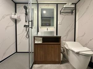 Un baño de Lang Hotel Ueno 朝食付 #上野駅徒歩9分 #秋葉原浅草羽田&成田空港へ便利