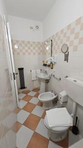 Koupelna v ubytování Hotel Montecodeno