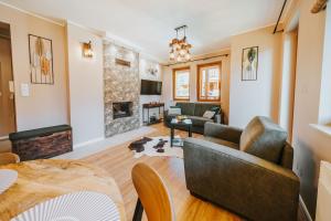 TV a/nebo společenská místnost v ubytování VisitZakopane - Ibiza Apartment