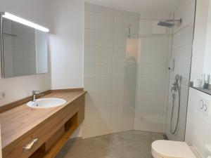 Koupelna v ubytování MEIN MOTEL - Self Check-in