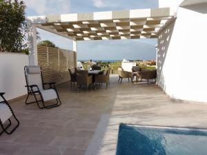 Bazén v ubytovaní Casa Su Soli Sardu II - Sea View alebo v jeho blízkosti