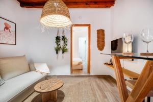 Część wypoczynkowa w obiekcie Touch My Heart Malaga City center apartment BY NAMASTE ELITE