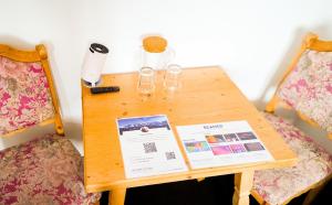 Area soggiorno di Workation Apartments - 24-7 Self-Checkin - Hotel Postigliun Sedrun