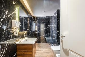 Relax Inn Hotel Durres的一间浴室