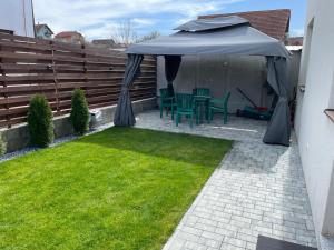 Zahrada ubytování Fenyő Apartman