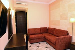 Posezení v ubytování Aktis Hotel + 37 fotografií