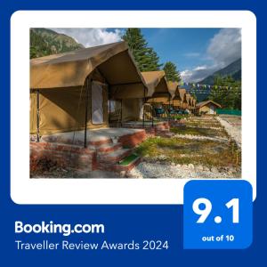 Certifikát, hodnocení, plakát nebo jiný dokument vystavený v ubytování Escape Adventure Camps By Escape Stays, Luxury Swiss Camps by Glacier water Stream, Complimentary Bonfire, Travelers Award winner from Last 4 Years