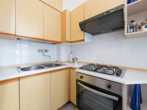Cucina o angolo cottura di Xenia Apartments - Newly renovated apartment