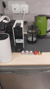 Set per la preparazione di tè e caffè presso VM CENTRAL STUDIO