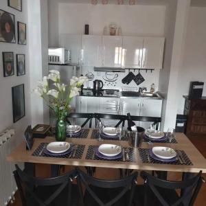 Kuchyň nebo kuchyňský kout v ubytování Apartment Božur