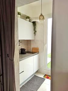 A kitchen or kitchenette at ATTIC8