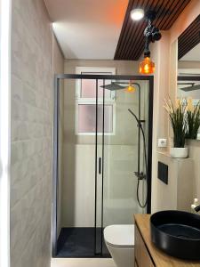 Koupelna v ubytování Small Home Fuengirola + 37 fotografií