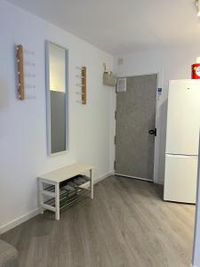 Kuchyň nebo kuchyňský kout v ubytování Small Home Fuengirola