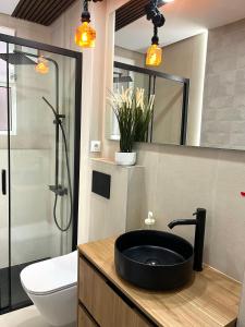 Koupelna v ubytování Small Home Fuengirola