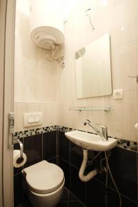 Gallery image of Art GuestHouse in Kotor