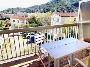 Výhľad na hory alebo výhľad na hory priamo z apartmánu + 2 fotografie