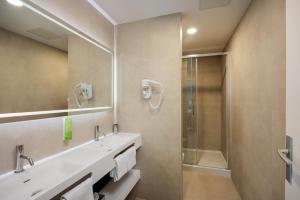 Koupelna v ubytování Hôtel Byakko Nice