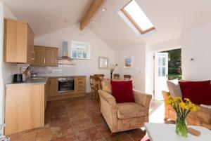 Gallery image of new pottery in Penzance