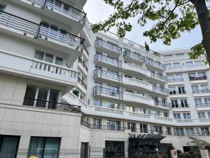 Το κτήριο όπου στεγάζεται  το διαμέρισμα