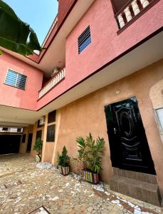 Gallery image of SECRET D'OFÈ in Porto-Novo +8 photos