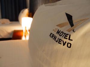 Letto o letti in una camera di Motel Krnjevo
