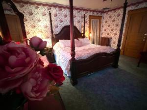 Afbeelding uit fotogalerij van Market St Manor Bed and Breakfast in Nappanee