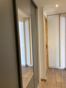Φωτογραφία από το άλμπουμ του Renovated flat facing Mont Blanc σε Combloux