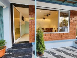 Foto sihtkohas Alībāg asuva majutusasutuse Basil Leaf Resort galeriist