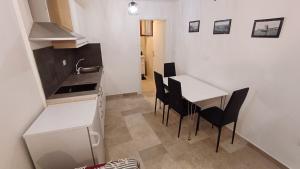 Gallery image of TRE SORELLE in Piran