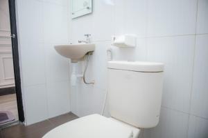 Koupelna v ubytování KAZAIN HOTEL