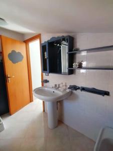 Kuchyň nebo kuchyňský kout v ubytování Casa di Arturo Mansarda