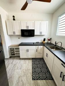 Fotografie z fotogalerie ubytování Entire Vacation Home in San Juan - Fits 10 v destinaci San Juan