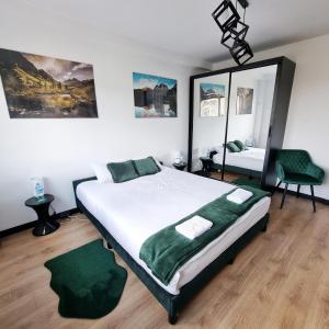 Un pat sau paturi într-o cameră la Na Szczycie
