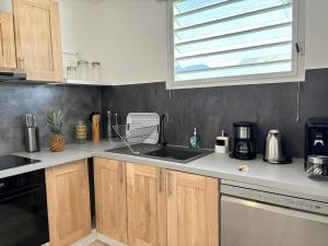 Cucina o angolo cottura di Ti Diamant Bo Kaï