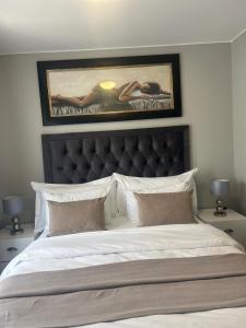 Katil atau katil-katil dalam bilik di BIG DREAMS LUXURY SUITE RIVONIA