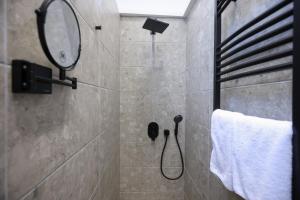 Vannituba majutusasutuses CLOUD 5 Blloku Rooms Tirana