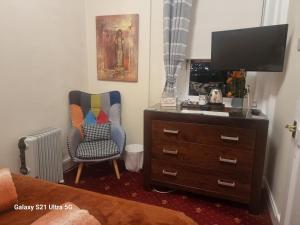 TV a/nebo společenská místnost v ubytování St Leonards Guest House